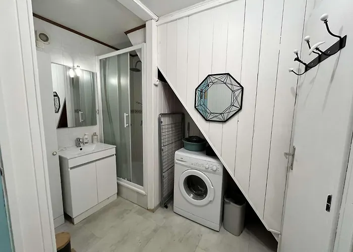 Climatisee Dans Les Tamaris, 3 Chambres, Veranda, Wifi, A 400m De La De Lrtamg15 Βίλα Portiragnes