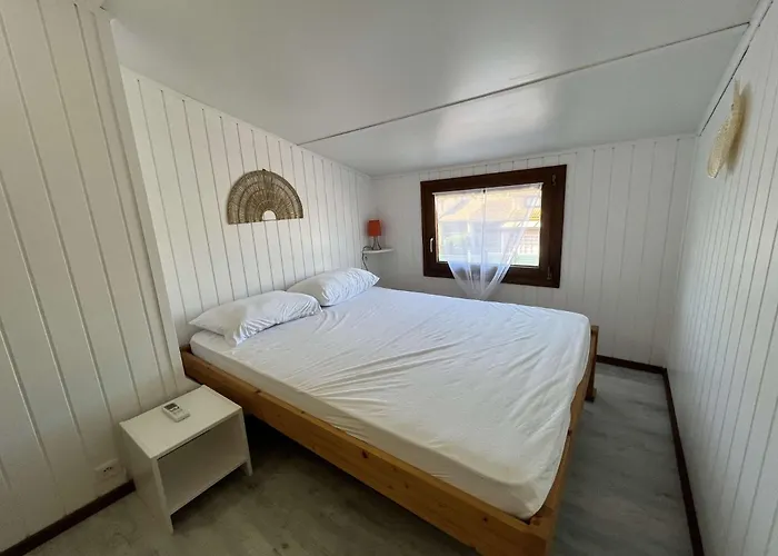 Βίλα Climatisee Dans Les Tamaris, 3 Chambres, Veranda, Wifi, A 400m De La De Lrtamg15